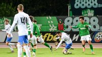 Берое и Спартак Варна спукаха топката, ВАР ги засенчи