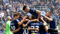 Интер с нова победа в исторически за Италия мач