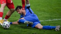 Бивш на Левски ще спасява кариерата си в Локо София