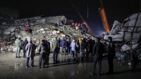 Ужас: Треньорът на Сивасспор e загубил 15 родини при земетресението