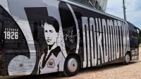 Локо Пловдив се изфука с нов автобус + СНИМКИ