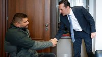Министър Пешев награди световния шампион Ружди Ружди