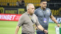 Николай Киров скочи на съдията