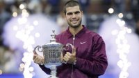 Две моделки налазиха Алкарас след титлата на US Open + СНИМКИ 