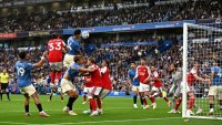 Арсенал си намери майстора! Чайките сразиха шампионите с 3:0