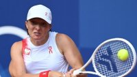 Шампионката Ига Швьонтек отпадна от Мадрид след поражение срещу Коко Гоф