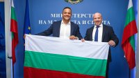 Министър Керязов пожела успех на Цанко Цанков преди опита му да преплува Ламанша