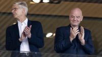 Инфантино е пътник: Арсен Венгер става президент на ФИФА?