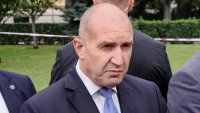 И президентът Радев с почести към "лъвовете" на България