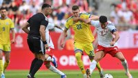 Украйна тресна Полша в дебюта на новия си селекционер