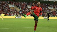 Португалия загря с бой над Ирландия за Евро 2024, Роналдо блести
