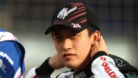 Китаец остава във Формула 1 и през 2023-а година