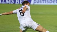 Славия чукна Монтана