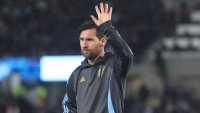 Няма интерес: ФИФА смъкна цените на билетите за Световното с 300 евро