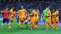 Нидерландия напляска Катар и спечели група "А"