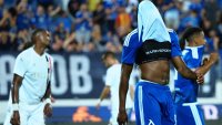 НА ЖИВО: Левски &ndash; Локомотив Пловдив 1:0 (отменен гол на Переа, греда за Локо)