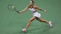 Арина Сабаленка победи италианка за пети пореден път