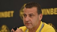 Скандал в Ботев Пловдив: Мизерник!!! Лай*а!!!