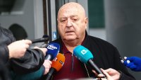 Бат' Венци забърка Левски с Пеевски, Маджо и... магарето Марко