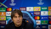 Конте: Искаме да спечелим заради Диего Марадона