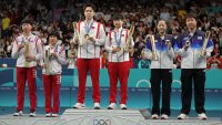 Селфи със спортисти от Северна и Южна Корея обра точките