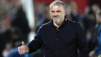 Феновете на Нотингам Форест вече искат главата на Анге 