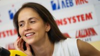 Златно момиче се показа от Тайланд + СНИМКИ