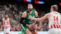 Везенков наниза 18 и осигури победа пред погледа на Шак