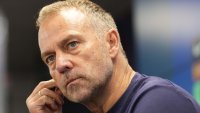 Минал през Реал Мадрид анонимник плюе по Ханзи Флик