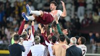 Футболен пенсионер: Хумелс сменя професията