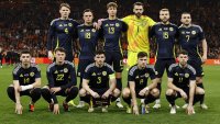 Шотландия включи 43-годишен за Мондиал 2026