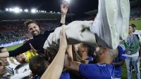 15 000 празнуваха с Комо класирането в Шампионска лига