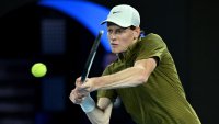 Синер изравни рекорд на Джокович