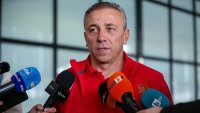 Илиан Илиев обяви националите за Кипър и Гърция, върна левскар в състава