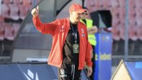 Бивш на Левски и ЦСКА фаворит за поста на Любо Пенев