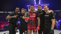 Джони Еблен опази титлата си в средна категория на Bellator