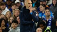 Мениджърът на Ман Сити подсмърча след боя от Астън Вила