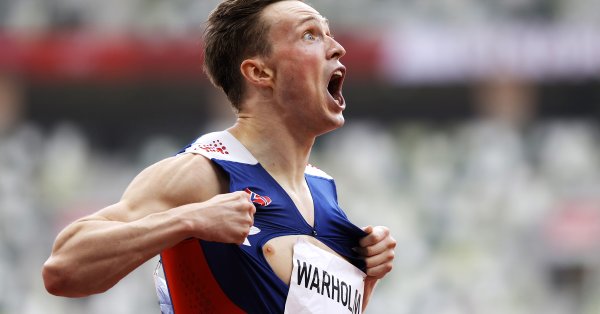 Карстен Вархолм спечели олимпийската титла в бягането на 400 метра