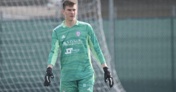 Илиев е юношески национал на България до 17 години и