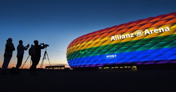 Финалът на Шампионската лига през 2023 година няма да се