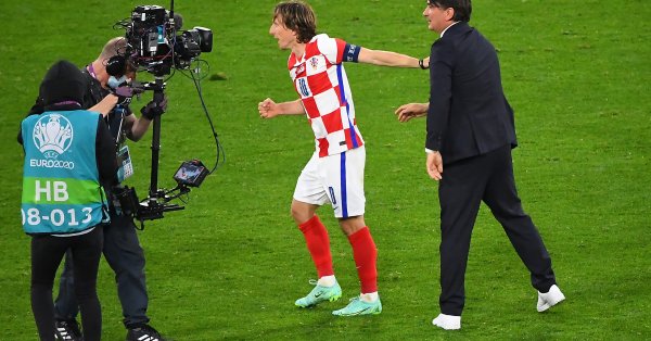 Капитанът на Хърватия Лука Модрич записа втори рекорд Полузащитникът на