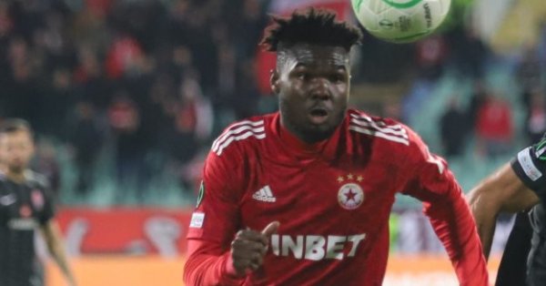 Червените шефове и треньорското ръководство са категорични че тимът има