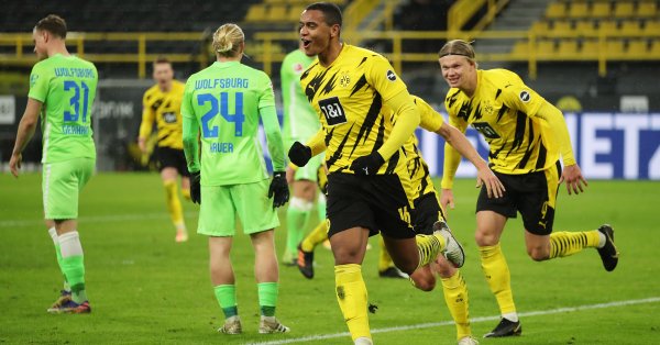 След това обаче Борусия се активизира и шутове на Марко