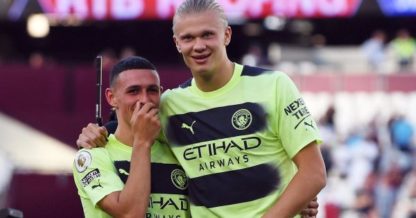 Той е изключително талантливо момче и завършен нападател Познавам го