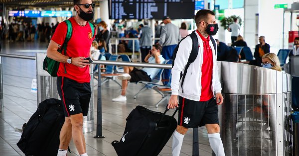 Делев е получил две оферти от България пише Мач Телеграф