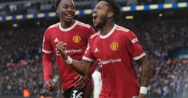 В състава на домакините изненадващо бразилецът Рафиня остана на пейката