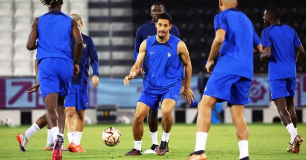 В същото време Арсенал има опция за удължаване на контракта