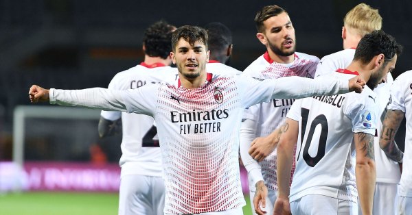 Ръководството на Милан подготвя амбициозен план, в случай че клубът