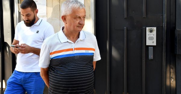 Собственикът на Локомотив Пловдив Христо Крушарски за пореден път заяви че