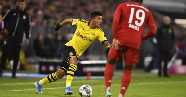 Двата клуба преговаряха интензивно през август но тогава червените дяволи